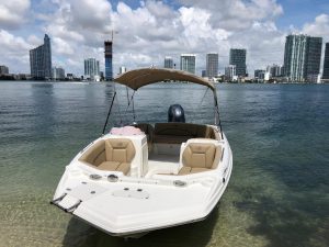 Roomy Boat Rentals at Miami Rent Boat