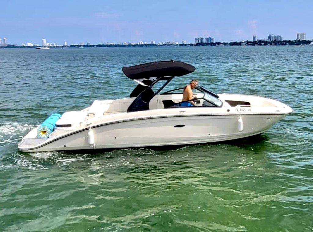 Boat Rental with Captain on - SEANIK 28Ft Miami Boat