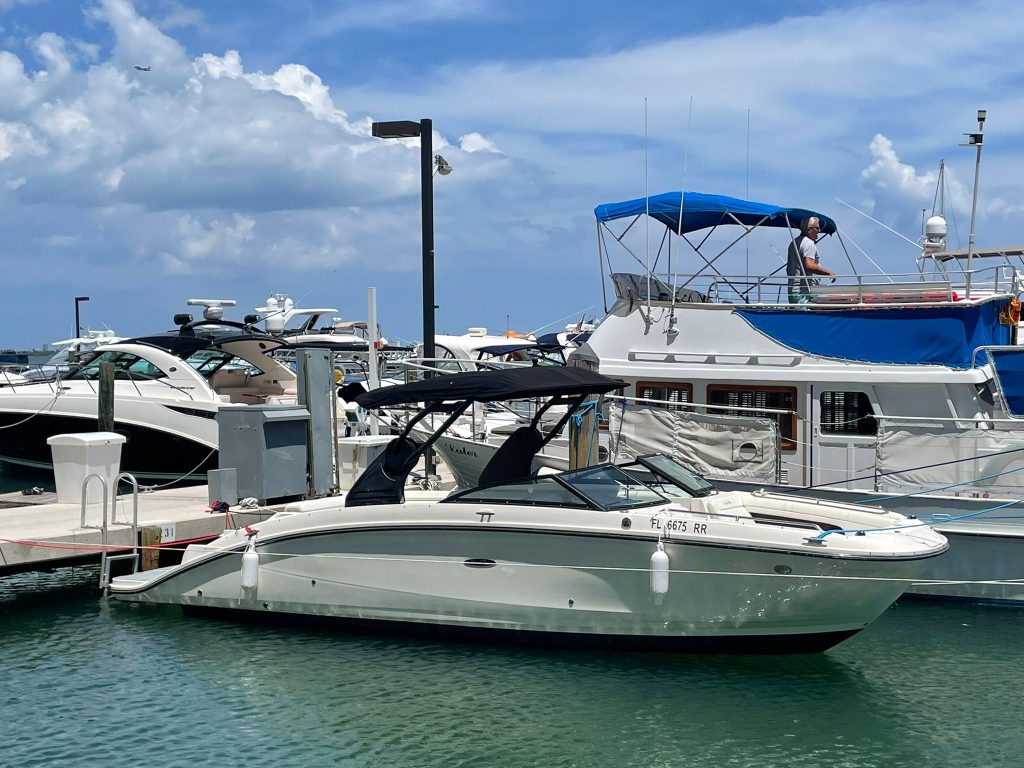 boat rentals,miami rent boat,rent boat